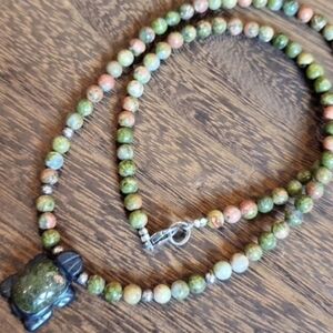 Vintage Natural Unakite Carved Turtle Pendant Beaded Necklace